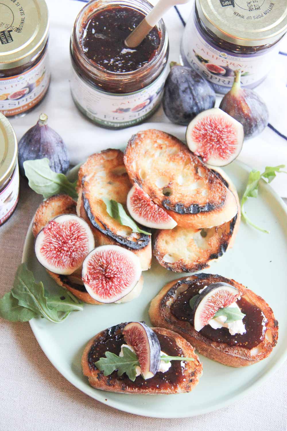 Fig & Ricotta Bruschetta makes a simple yet delicious appetizer. Super quick and incredibly easy to make that's really impressive with a sweet and salty combination that will impress your guests!