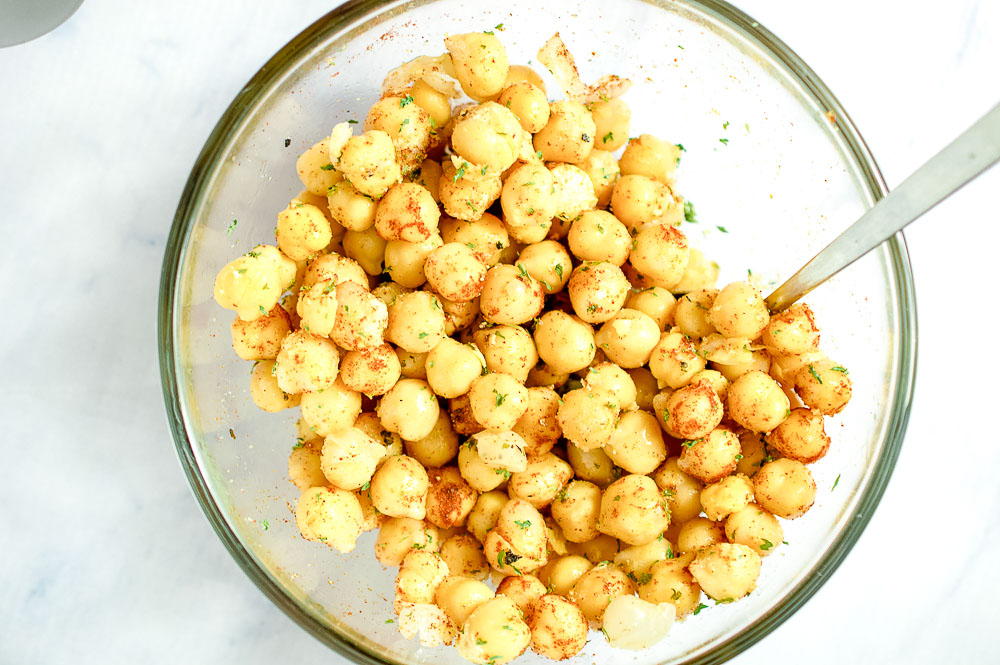 Crunchy Crispy Air Fryer Chickpeas make a wonderful snack!