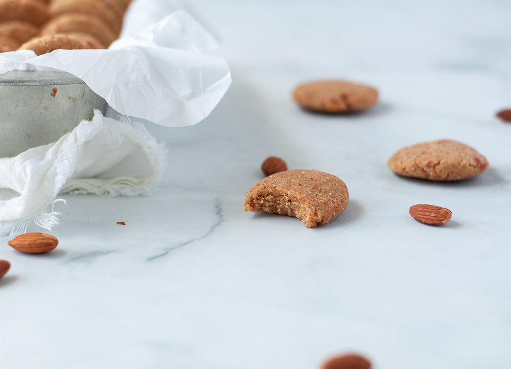 Sweet, crunchy and easy to make, these best low-carb no-bake cookies are the perfect low carb treat that can be done in less than 10 minutes.