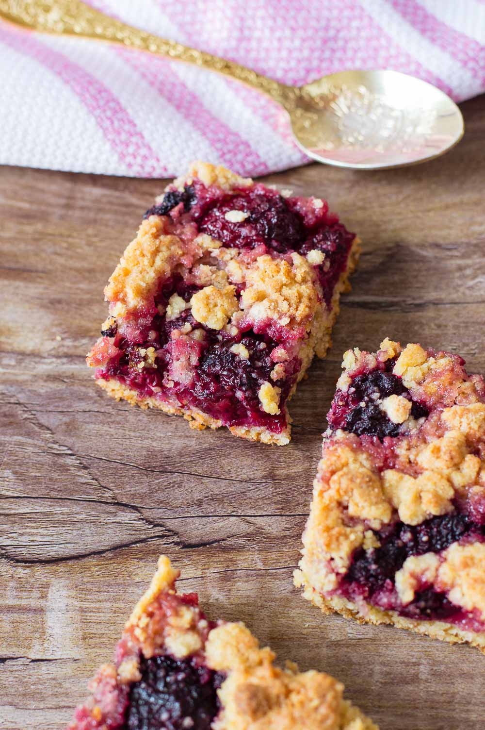 Easy Blackberry Crumb Bars. These blackberry crumb bars are a favorite for the summertime. They are filled with fresh blackberries and topped with crumbly crumbs. So easy to make and perfect for your next gathering or party.