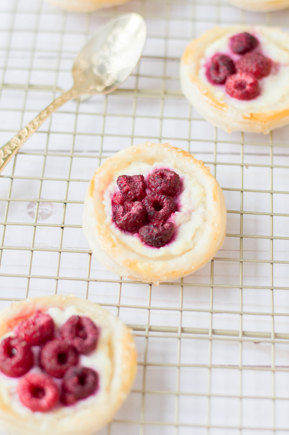 Raspberry Puff Pastry Tart. Puff Pastry Danish. Whatever you call this, this easy tart is sure to impress the guests on any occasions — crispy, buttery, flaky puff pastry tart makes an easy summer dessert. 