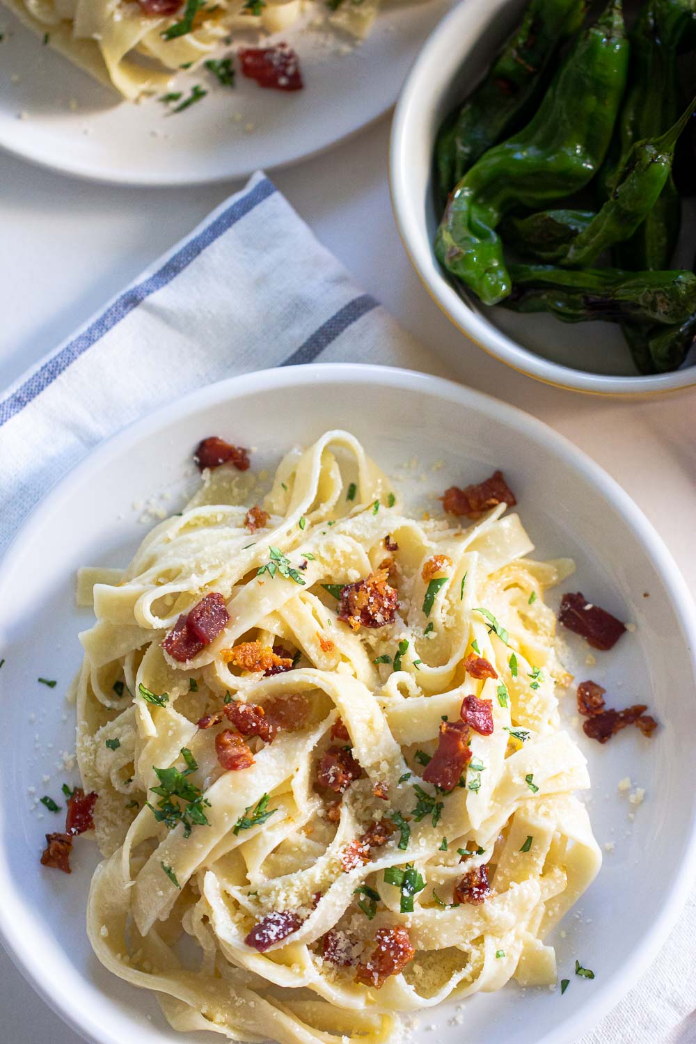 This creamy pear and mascarpone pappardelle get its kick from pear tossed in mascarpone cheese and crispy prosciutto. Ready on the table in 15 minutes and it's perfect for a quick weeknight recipe.