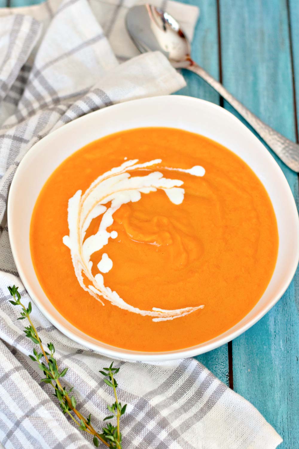 This Easy Butternut Squash Soup is unbelievably creamy, satisfying, and so flavorful. Truly the best homemade butternut squash soup that you can enjoy all winter long!